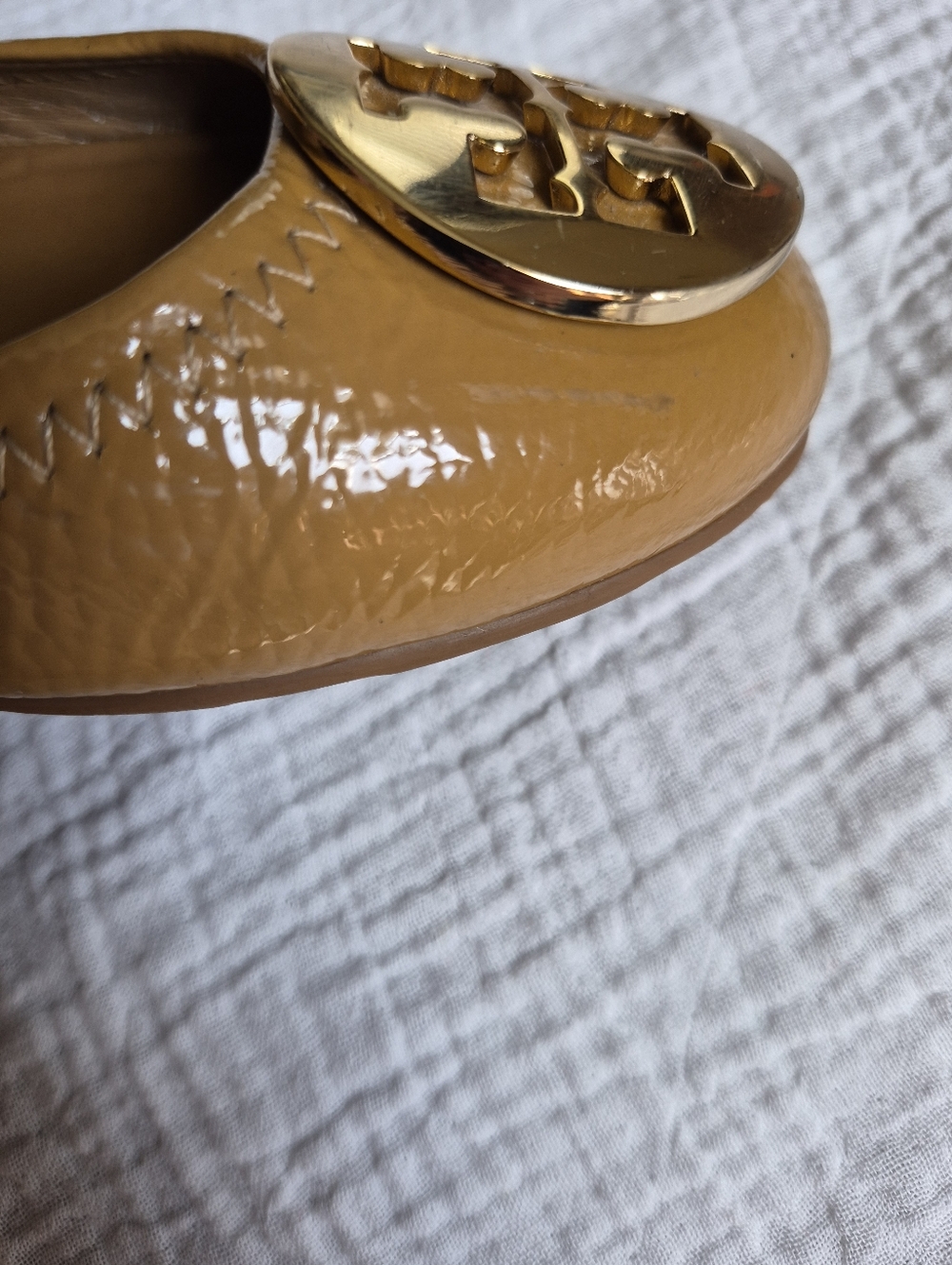 Tory Burch Reva Ballet Flats, Tan Patent  Leather, Size 7.5, GUC - Picture 10 of 13